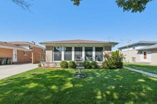 9314 Menard Ave - Photo 1 of 1