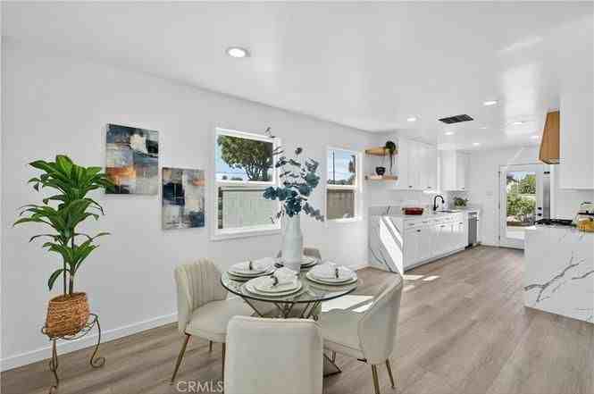 9003 Mapleside St - Photo 7 of 24