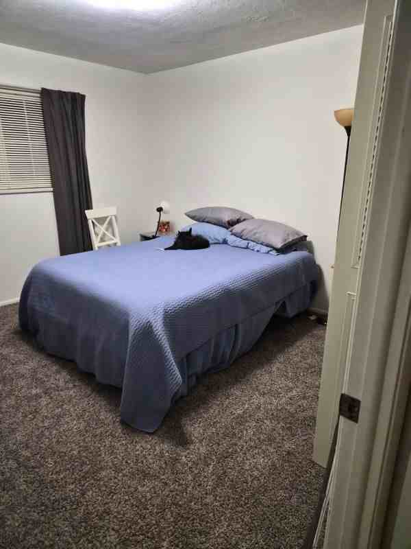 544 S Xenon Ct - Photo 2 of 4