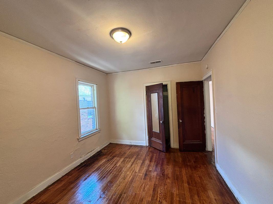 17606 Roselawn St - Photo 6 of 13