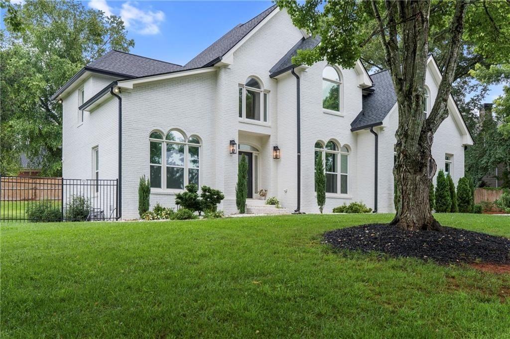 4221 Willow Oak Dr - Photo 3 of 50