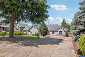 featured image of 2287 Deerwind Ave Nw