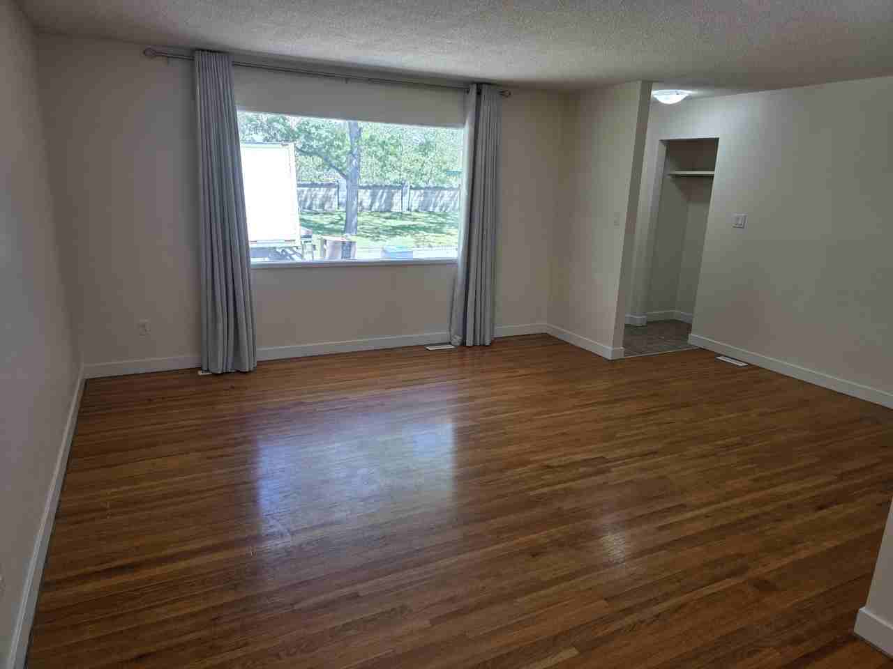 4931 Vienna Dr Nw - Photo 3 of 20