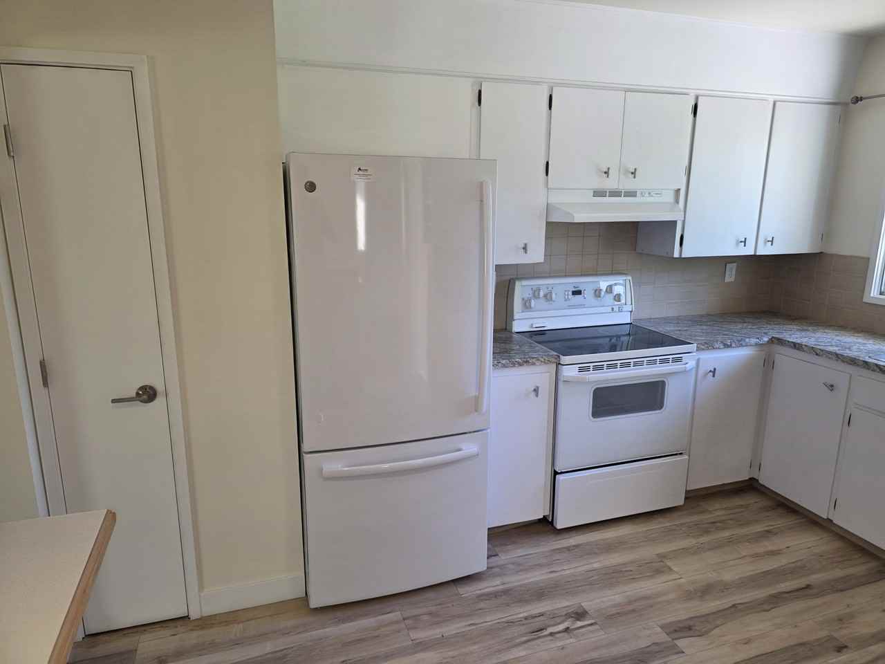 4931 Vienna Dr Nw - Photo 6 of 20