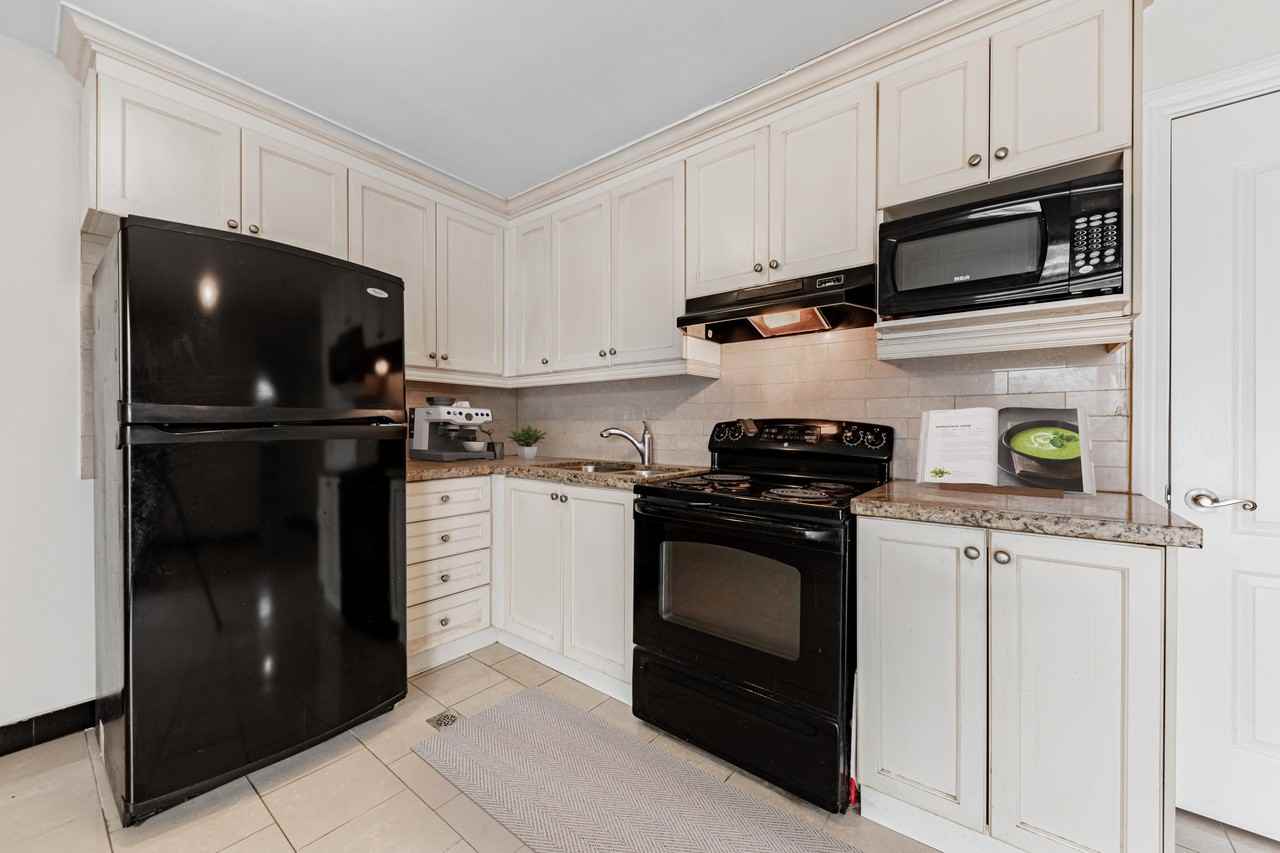 1 Bell Drive - Photo 4 of 8
