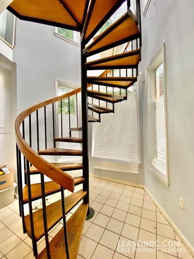1721 11th St Nw #2 - Photo 2 of 18