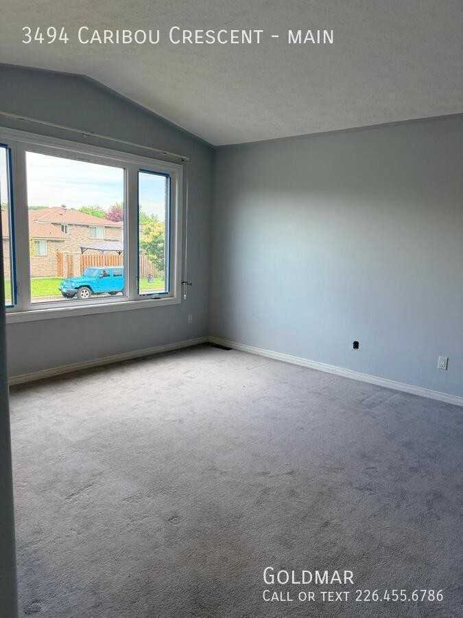 3494 Caribou Cres #MAIN - Photo 6 of 12