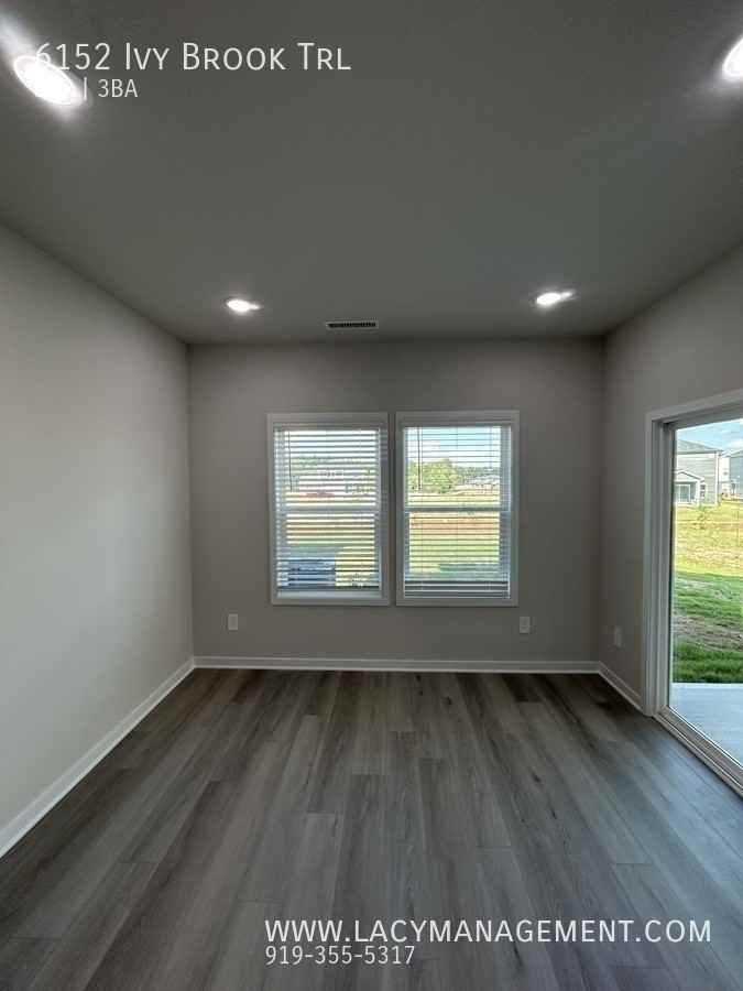 6152 Ivy Brook Trl - Photo 3 of 21