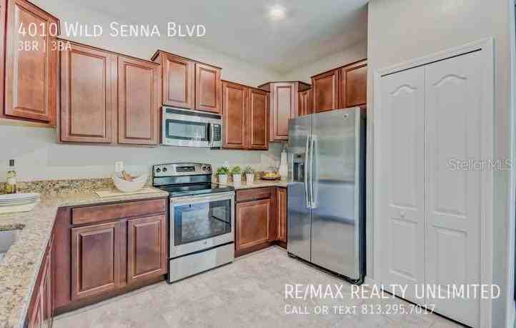 4010 Wild Senna Blvd - Photo 2 of 14