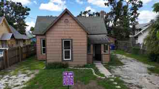 1510 10th St W #B - Photo 1 of 1