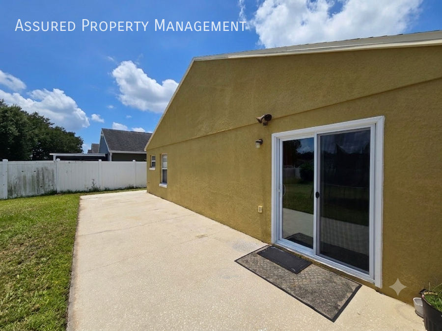 1121 Great Shady Ln - Photo 2 of 4