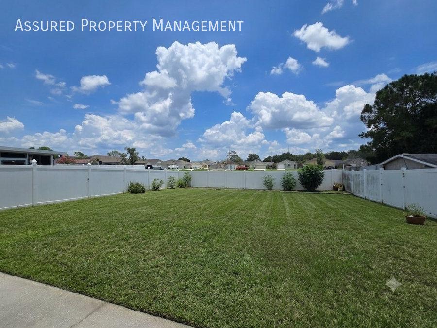1121 Great Shady Ln - Photo 3 of 4