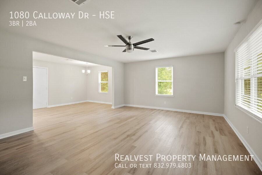 1080 Callaway Dr - Photo 7 of 19