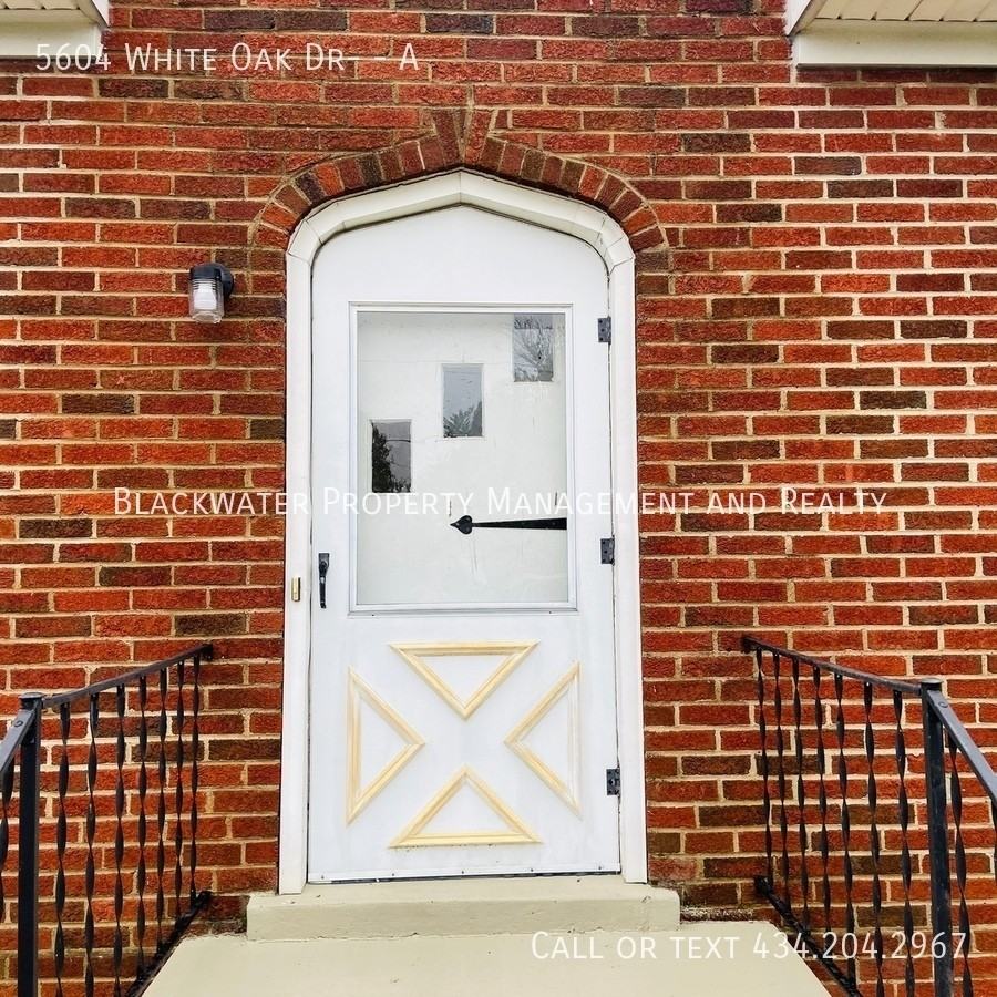 5604 White Oak Dr #A - Photo 2 of 12