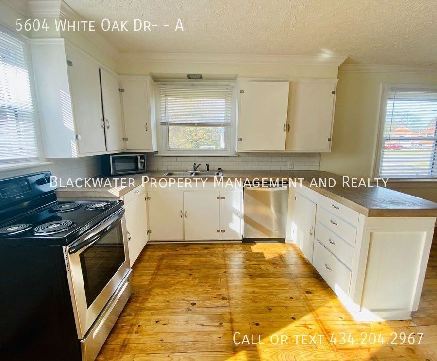 5604 White Oak Dr #A - Photo 7 of 12