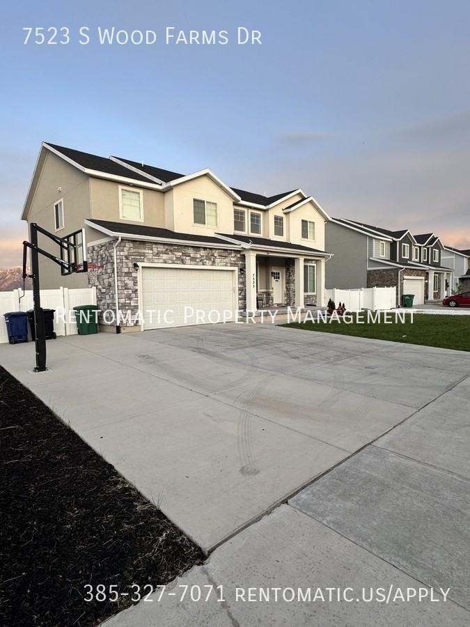 7523 S Wood Farms Dr - Photo 4 of 50