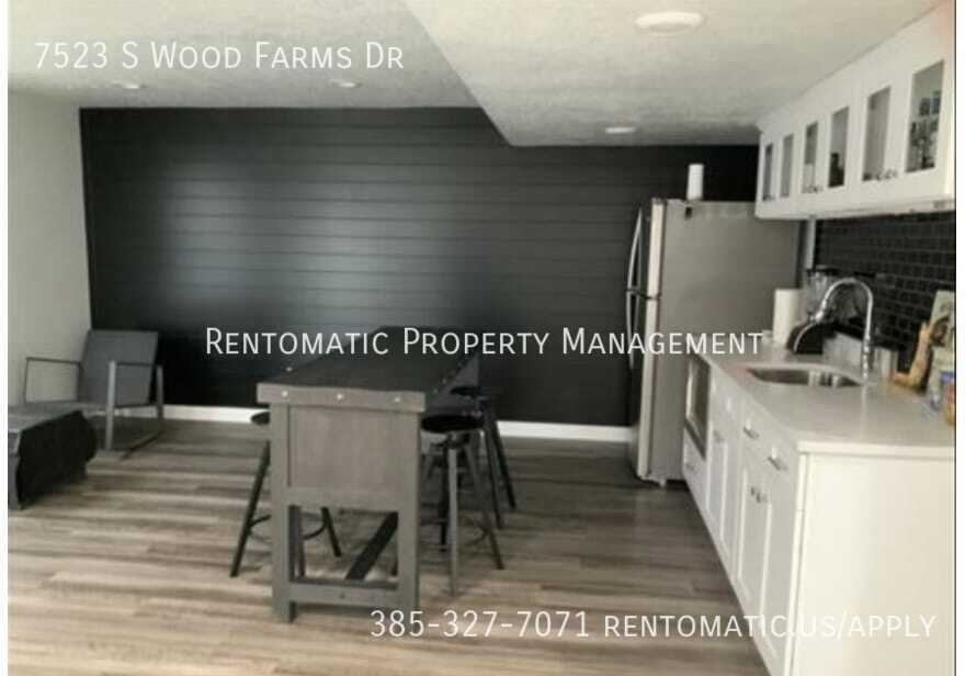 7523 S Wood Farms Dr - Photo 7 of 50