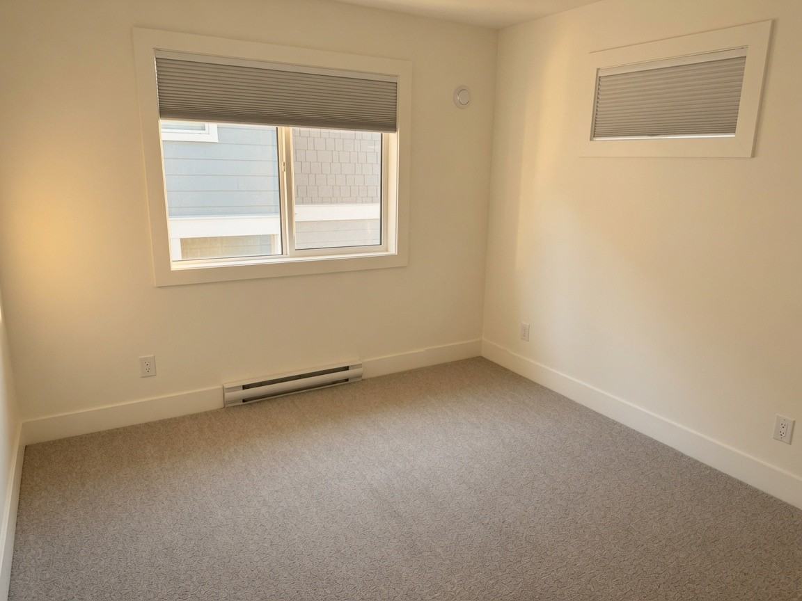 1240 Ashmore Terrace - Photo 5 of 9