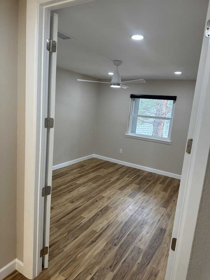 4800 N Stanton St #42 - Photo 6 of 43