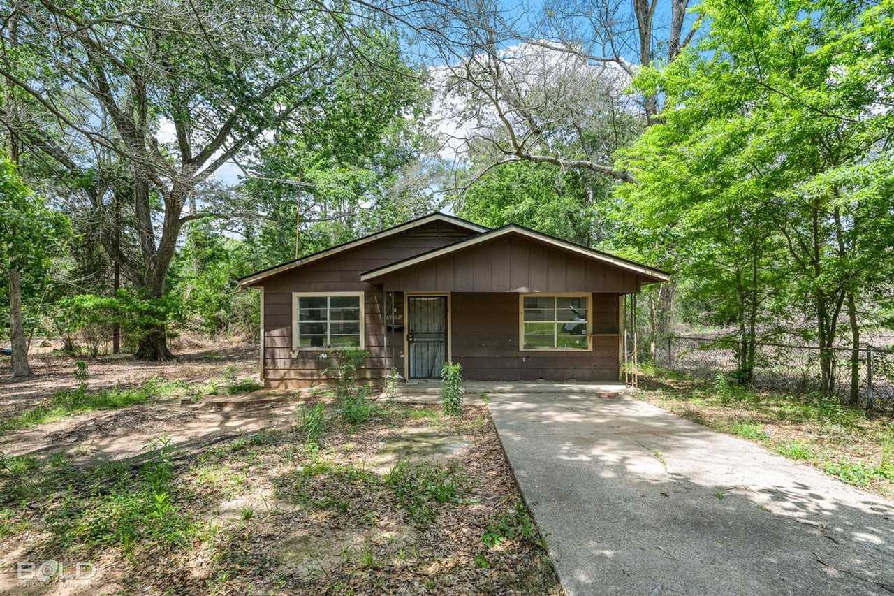 7120 Karen St - Photo 3 of 3