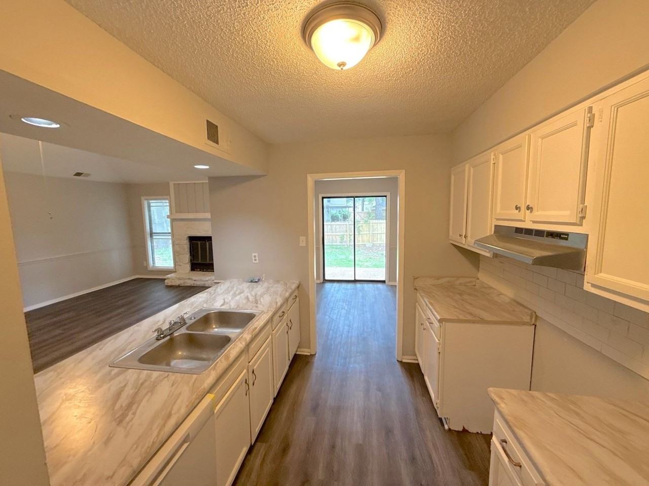 7400 Isherwood Rd - Photo 2 of 14