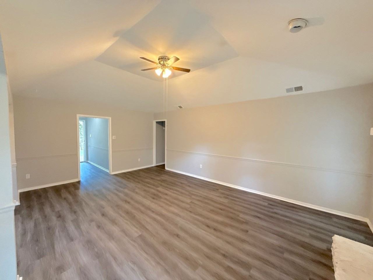 7400 Isherwood Rd - Photo 4 of 14