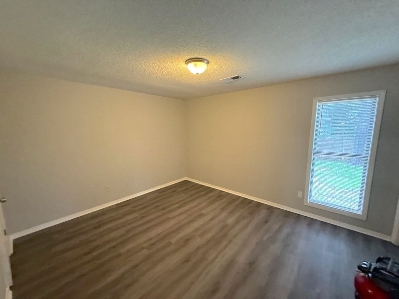 7400 Isherwood Rd - Photo 6 of 14