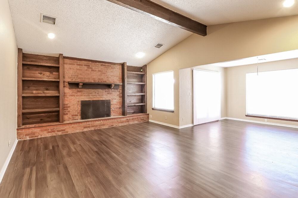 1112 Ne 21st Ct - Photo 5 of 24