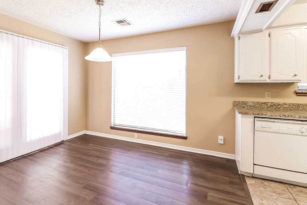1112 Ne 21st Ct - Photo 7 of 24