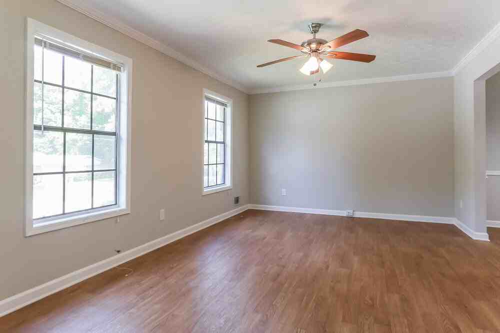 3212 Goldenchain Dr - Photo 6 of 25