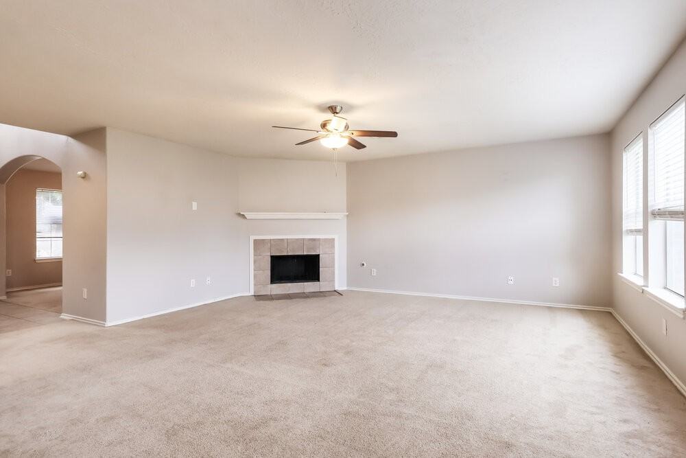 13030 Sandhill Park Ln - Photo 5 of 17