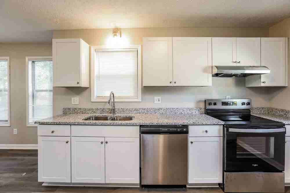 6512 Mitchell Ln Sw - Photo 7 of 17
