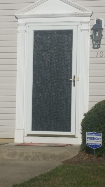 107 Queensberry Ct - Photo 2 of 13