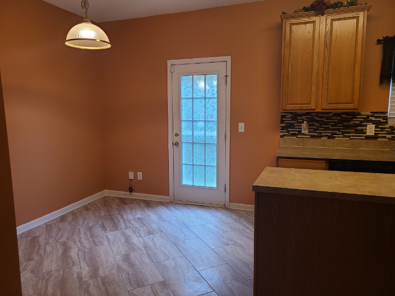 107 Queensberry Ct - Photo 4 of 13