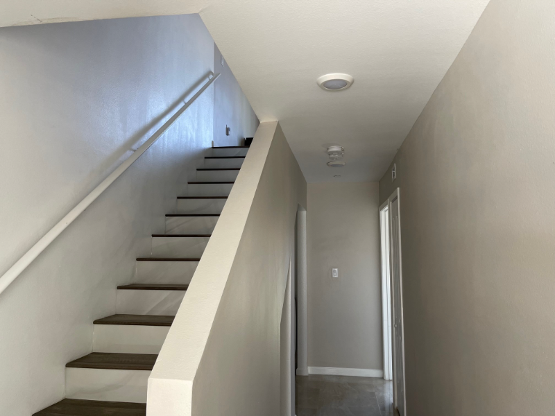 900 W Graham Ave #2 - Photo 4 of 17