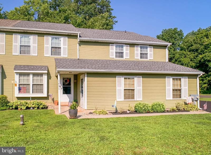 1691 Bluebird Dr - Photo 2 of 18