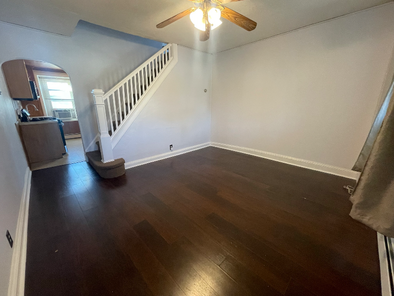 629 Summit St - Photo 2 of 18