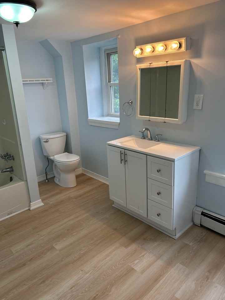 629 Summit St - Photo 7 of 18