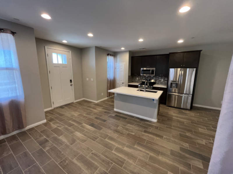 845 E Sunset Rd - Photo 2 of 37