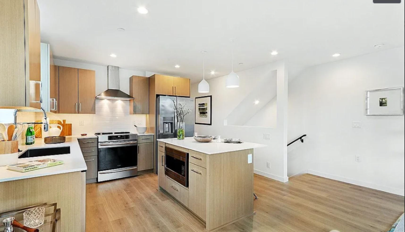 2433 S Plum St - Photo 5 of 8