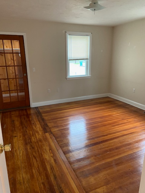15 Baker Ave #15 - Photo 4 of 7