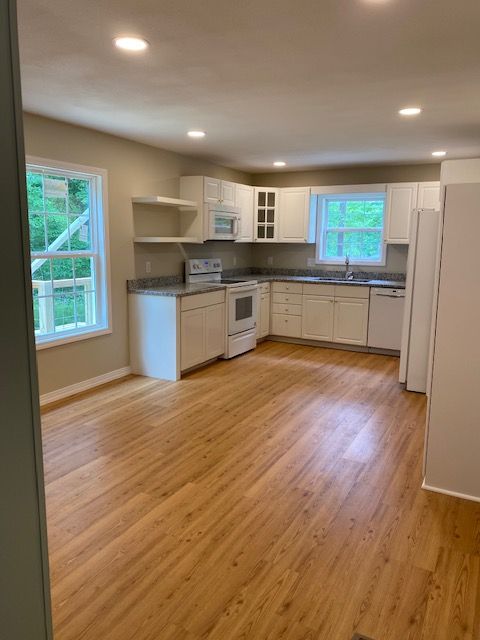 95 Southwood Dr - Photo 6 of 42