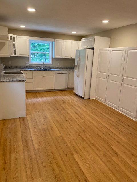 95 Southwood Dr - Photo 7 of 42