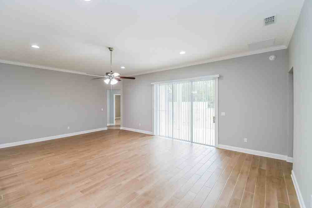 11541 Paceys Pond Cir - Photo 5 of 19