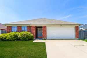 featured image of 1615 Brookleaf Dr
