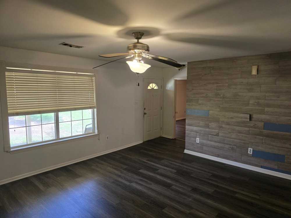 23 Vantage Dr - Photo 2 of 17