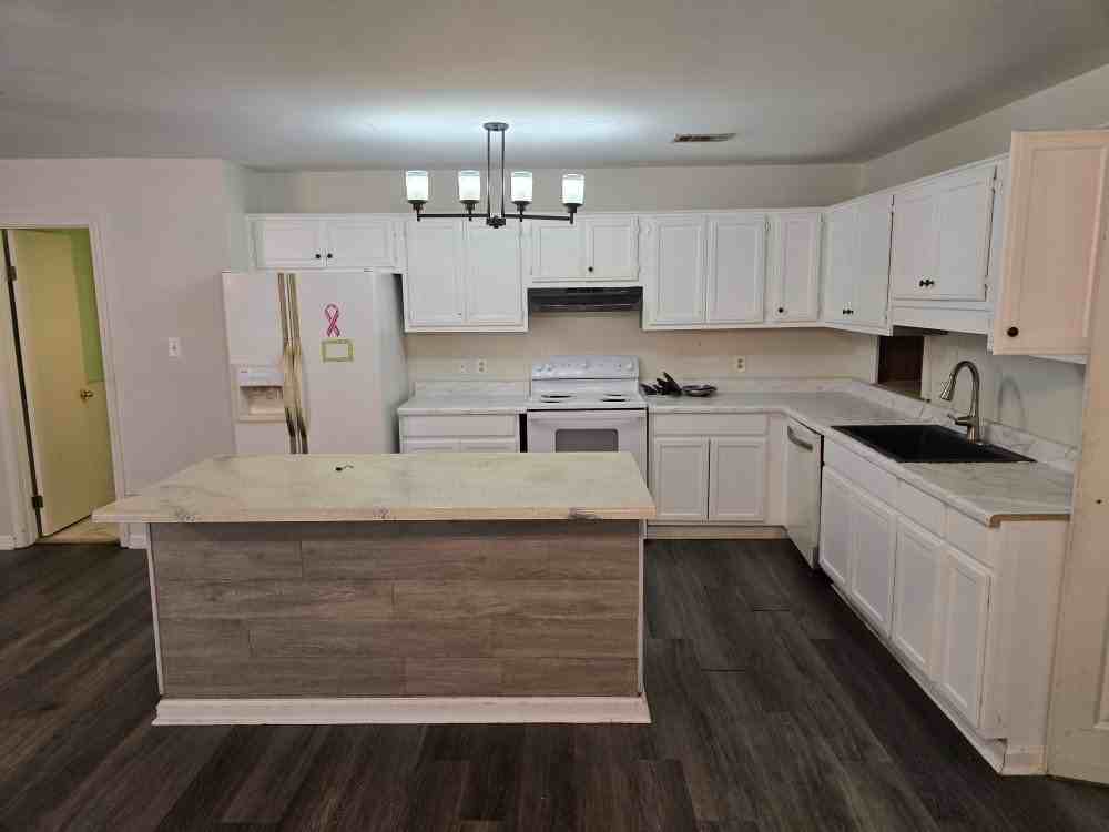 23 Vantage Dr - Photo 5 of 17