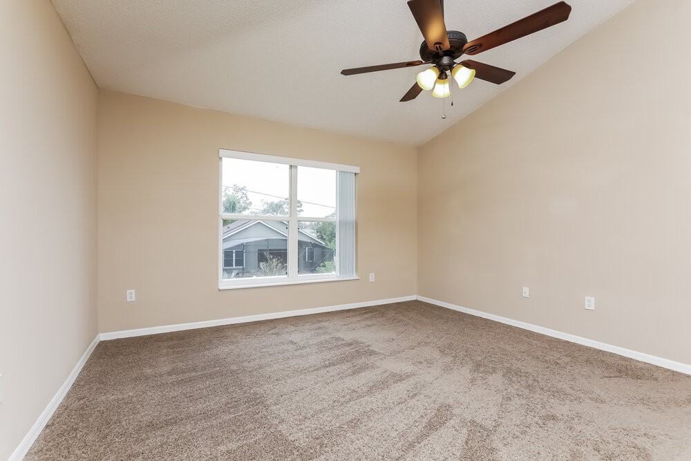 1762 Hillandale Ave - Photo 7 of 17