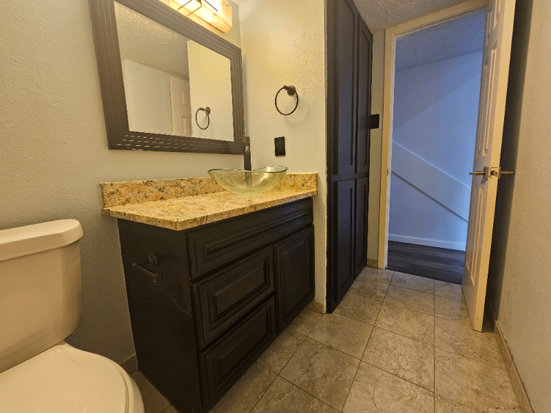 2102 Via Corona - Photo 5 of 18