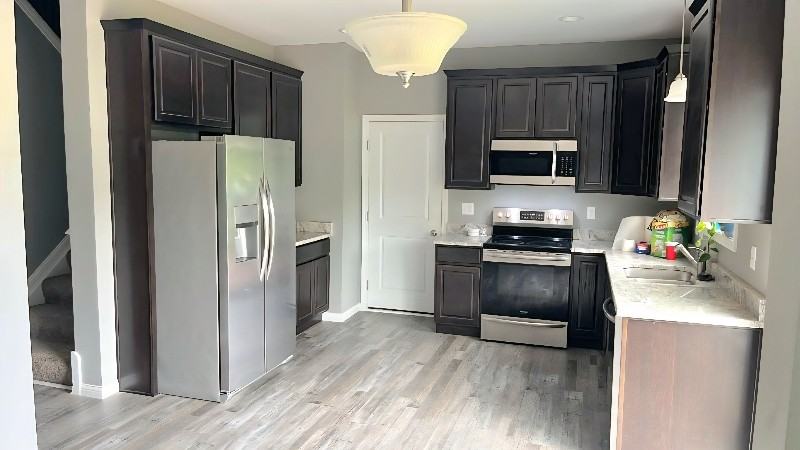 1208 Gemstone Pointe Dr - Photo 5 of 19